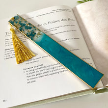 Load image into Gallery viewer, Bookmark - Dreamy Aquamarine