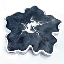 Load image into Gallery viewer, Flower Coaster - Black and Silver