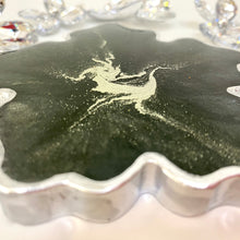 Load image into Gallery viewer, Flower Coaster - Black and Silver