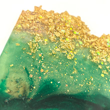 Load image into Gallery viewer, Wave-Shaped Coaster - Shades of Green