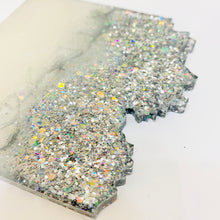Load image into Gallery viewer, Wave-Shape Coaster Set Silver Sparkles - set of four